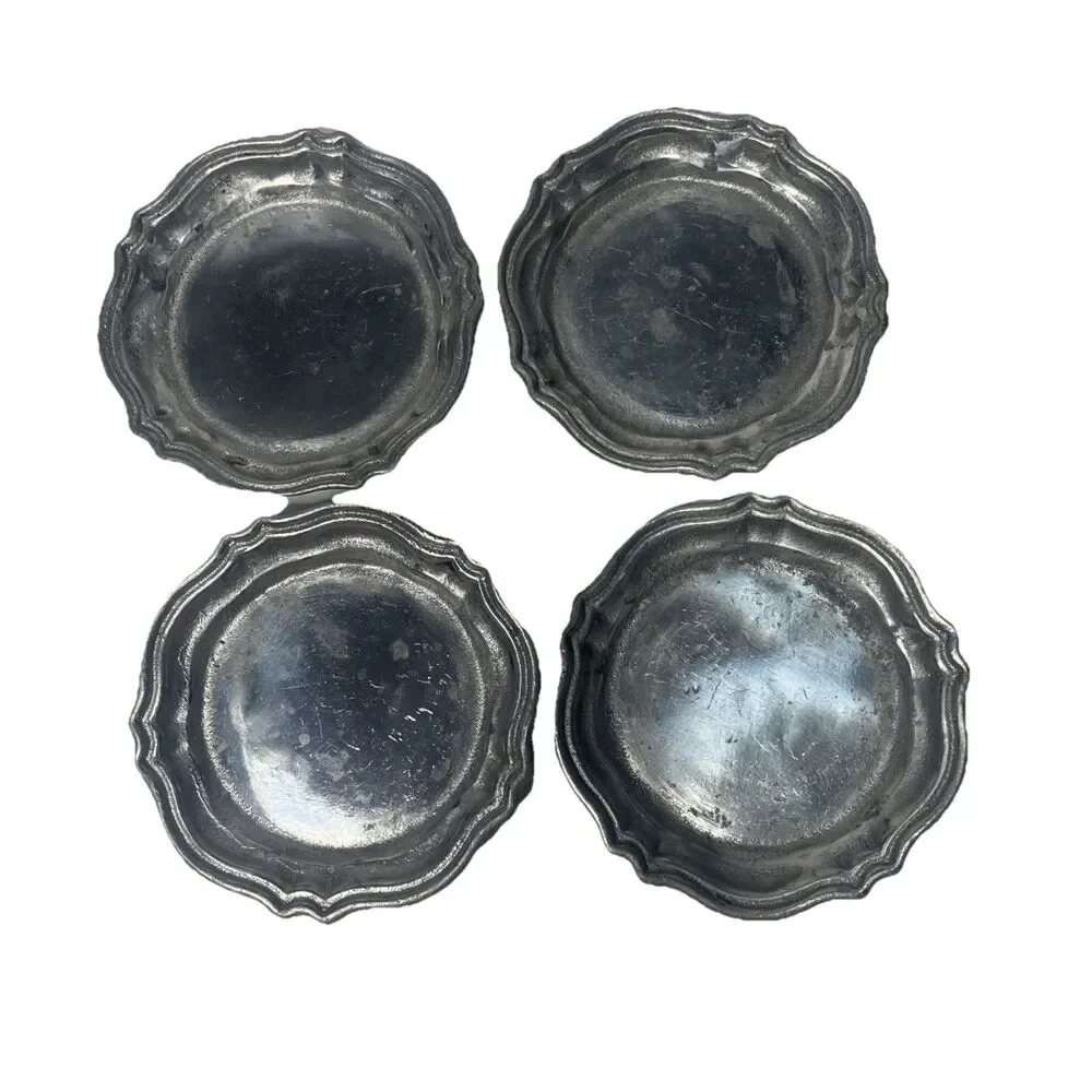 Set Of 4 Vintage Dessert Plates  4 Inch, metal